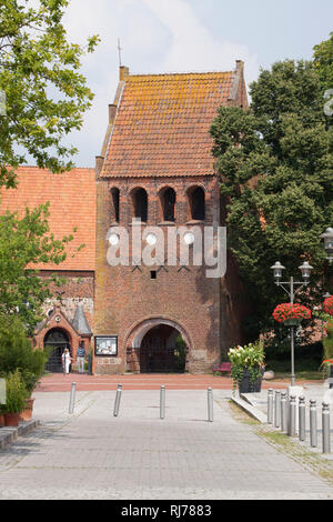 Deutschland, Niedersachsen, Bad Zwischenahn, Glockenturm der Sankt-Johannes-Kirche Stockfoto