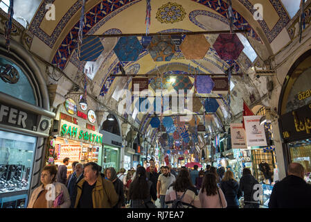 Die Istanbul Grand Basar (Kapali Carsi) - Die bekanntesten orientalischen Markt in der Welt, in Istanbul, Türkei Stockfoto