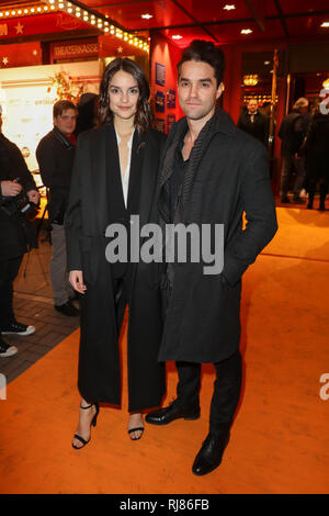 Berlin, Deutschland. 05 Feb, 2019. Luise Befort und Bruder Max Befort als Gäste des Askania Award im Wintergarten. Credit: Gerald Matzka/dpa-Zentralbild/dpa/Alamy leben Nachrichten Stockfoto