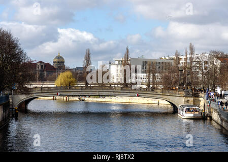 Bootstour auf Spree und Landwehrkanal Stockfoto