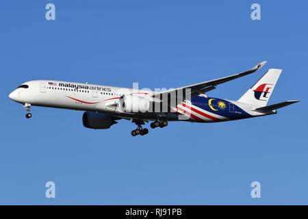 AIRBUS A350-900 9M-MAG VON MALAYSIA AIRLINES. Stockfoto