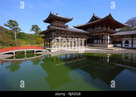 Uji, Kyoto, Japan - berühmte Byodo - im Buddhistischen Tempel, ein UNESCO-Weltkulturerbe. Phoenix Halle Gebäude. Stockfoto