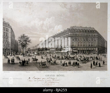 Jahrhundert Blick auf die Grand Hotel, Paris in der Nähe der Kreuzung von der Place de L'Opéra. Das Café de la Paix ist mit einem abgesenkten Markise gesehen. Pferdewagen durch die Straßen führen. Ca. 1855 Stockfoto