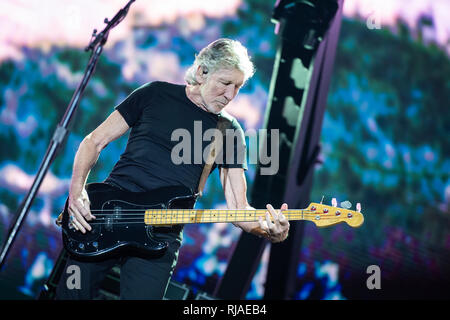 Lucca, Italien. 11. Juli 2018. Italien, Lucca: Sänger Roger Waters (Pink Floyd) führt live auf der Bühne bei Lucca Summer Festival 2018 für "Uns + Sie" Tour 2018 Stockfoto