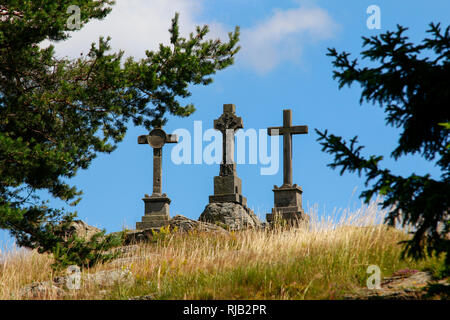 Trinity Kreuze wurde 1849 von den Bürgerinnen und Bürgern des Dorfes Prameny gemacht. Sie wurden als Dank für die Heilung. Stockfoto