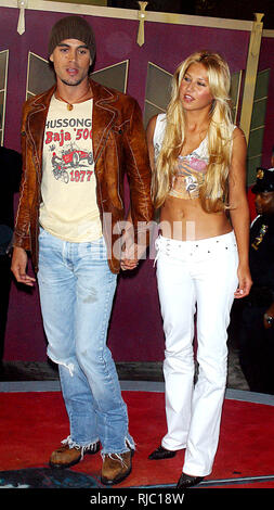 ENRIQUE IGLESIAS ANNA KOURNIKOVA 8-30 -2002 Foto von John Barrett/PHOTOlink Stockfoto