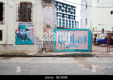 Kubanische Wall Art und Graffiti n Havanna von Che und Castrocuban Kunst Stockfoto