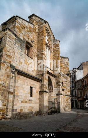 Kirche San Juan Bautista am Plaza Mayor in Zamora, Kastilien und Leon, Spanien Stockfoto