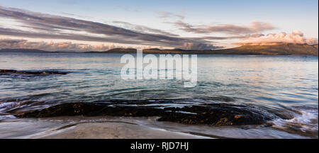 Strand, renvyle Renvyle Halbinsel, Connemara, County Galway, Irland, in Richtung Nord Mayo suchen Stockfoto