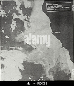 . Änderungen in der Kalifornischen aktuelle System beobachtet aus nördlichen Kalifornien während Juli-August 1986. Meereskunde, Ozeanographie Pacific Coast (Calif); Meeresströmungen im Pazifischen Ozean; Messung; Upwelling (Ozeanographie). Abbildung 3.4: NOAA-9 Satelliten IR-Bild, 17 Juli, 1986. 26. Bitte beachten Sie, dass diese Bilder sind von der gescannten Seite Bilder, die digital für die Lesbarkeit verbessert haben mögen - Färbung und Aussehen dieser Abbildungen können nicht perfekt dem Original ähneln. extrahiert. Beasley, Michael E.; Batteen, Mary L.. Monterey, Kalifornien: US Naval Postgraduate School Stockfoto