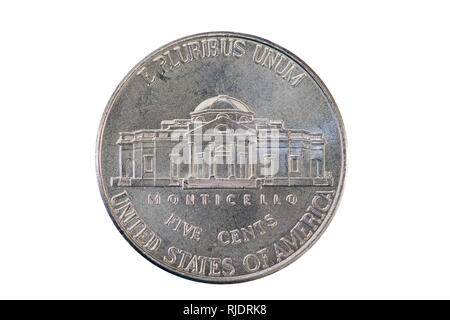 United States fünf Prozent Nickel Münze schwanz Seite mit Monticello isoliert auf weißem Stockfoto
