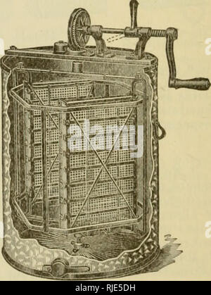 . Catálogo ilustrado de los enseres apicultores de para. Biene Kultur. Extractor de Miel "Neuling". Bitte beachten Sie, dass diese Bilder sind von der gescannten Seite Bilder, die digital für die Lesbarkeit verbessert haben mögen - Färbung und Aussehen dieser Abbildungen können nicht perfekt dem Original ähneln. extrahiert. A. I. Root Unternehmen. Medina, OH: Die A. I. Stammfirma, Medina, Ohio, E. U. A. Stockfoto