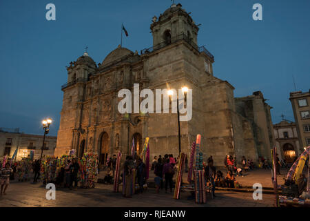 Die Kathedrale Unserer Lieben Frau von der Himmelfahrt, 16. Jahrhundert, Oaxaca City Stockfoto