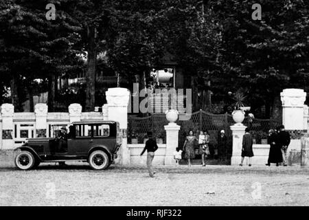 Park der thermischen Quellen, Chianciano Terme, Toskana, Italien, 1920-30 Stockfoto
