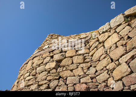 Beispiele für schöne viktorianische Mauerwerk im Chateau L'Etoc auf AldernetChannel Inseln. Große Bereiche der blauen Himmel zum Kopieren zur Verfügung. Stockfoto