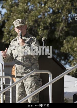 Generalmajor John F. Nichols, ausgehende Texas Adjutant General, Adressen der Masse während des Adjutanten Allgemein Ändern des Befehls Zeremonie am Lager Mabry in Austin, TX am 12. Januar 2019. Nichols zurückgezogen, nachdem die Texas Adjutant General seit Februar 2011 dienen. U.S. Army National Guard Stockfoto