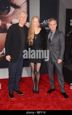 Los Angeles, Ca, USA. 05 Feb, 2019. James Cameron, Suzy Amis Cameron, Christoph Waltz bei der Premiere von "Alita: Battle Angel' bei Westwood Regency Theater am 5. Februar 2019 in Los Angeles, Kalifornien. Quelle: David Edwards/Medien Punch/Alamy leben Nachrichten Stockfoto
