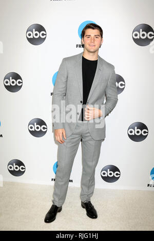 LOS ANGELES - FEB 5: JT Neal am Disney ABC Fernsehen Winter Presse Tour Photo Call im Langham Huntington Hotel am 5. Februar 2019 in Pasadena, CA Credit: David Edwards/MediaPunch Stockfoto