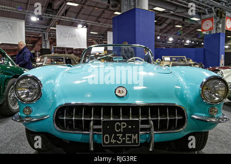 Paris, Frankreich. 05 Feb, 2019. 1957 Chevrolet Corvette CI - Die Retromobile Show öffnet seine Türen ab 6. Februar 10, 2019, Porte de Versailles in Paris, Frankreich. Quelle: Bernard Menigault/Alamy leben Nachrichten Stockfoto