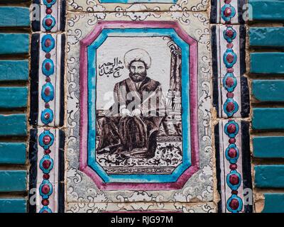 Fliese Bild mit Szenen aus der persischen Geschichte, Moschee Tekyeh Moaven-ol-Molk, Kermanshah, Iran Stockfoto