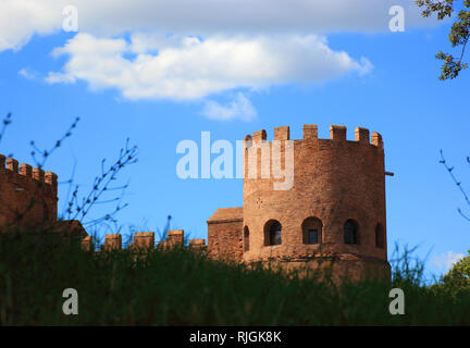 Detail der Porta San Paolo, San Paolo Tor, einem der südlichen Tore in der Aurelianische Mauer in Rom, Italien Stockfoto