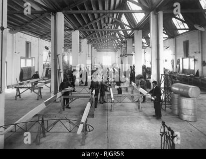 Italien, friulia venezia giulia, Monfalcone, Luft- und Raumfahrtindustrie, 1929-1930 Stockfoto