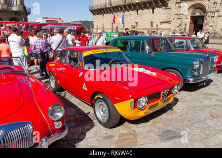 Oldtimer Alfa Romeo Rennwagen. Ausstellung der Oldtimer. Obradoiro square Santiago de Compostela Stockfoto