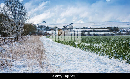 Winter Blick Richtung Liddington Hill in der Nähe von Swindon, Wiltshire Stockfoto