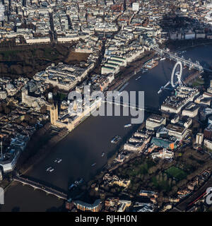 Luftaufnahme der Themse um Westminster Stockfoto