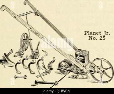 . Beckert Samen & Amp; Lampe Co Baumschulen (Gartenbau) Pennsylvania Pittsburgh Kataloge; Baumschulen Pennsylvania Pittsburgh Kataloge; Blumen Samen Pennsylvania Pittsburgh Kataloge, Leuchtmittel (Pflanzen) Pennsylvania Pittsburgh Kataloge; Gartenarbeit Pennsylvania Pittsburgh Ausrüstung und. Zucker, Mais gepflanzt, 14.01.10, IQ 24. Fotografiert Jan. 28, 1924 Zeilen I und 2 keine Behandlung; 47 % Keimung Zeilen 3-6 Semesan behandelt; 80% Keimung Semesan ist in Paketen wie folgt ausgeliefert: 2 Unzen, 60 ich Pfund $ 2 75 4 Unzen ich 00 5 Pfund 13 00 8 Unzen ich 60 25 Pfund 62 50 Sämaschinen, Rad Hacken, und Grubber Pl Stockfoto