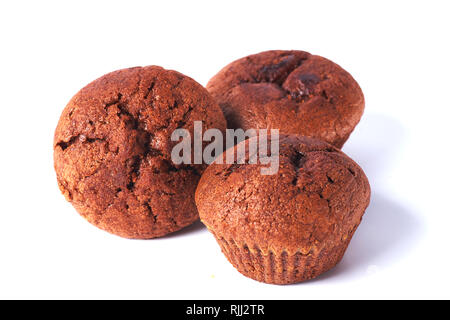 Eine chocolate Muffin mit dunklen Test auf einem weißen Hintergrund. Stockfoto