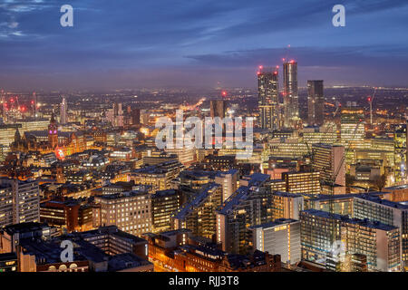 Manchester City Centre Skyline Blick über die Dächer von Salford 100 Greengate, Rathaus Stockfoto