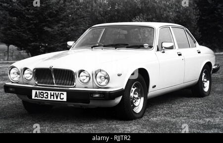 Ein Foto von einem Jaguar XJ6 von der britischen Automarke Jaguar Autos verkauft, seit 1968. Vom 20. Jahrhundert Stockfoto