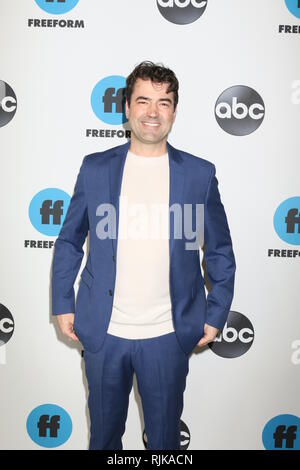 Februar 5, 2019-Pasadena, CA, USA - LOS ANGELES - FEB 5: Ron Livingston am Disney ABC Fernsehen Winter Presse Tour Photo Call im Langham Huntington Hotel am 5. Februar 2019 in Pasadena, CA (Credit Bild: © Kay Blake/ZUMA Draht) Stockfoto