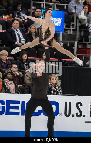 Detroit, Michigan, USA. 4 Feb, 2019. HAVEN DENNEY und BRANDON FRAZIER während die Paare Kür des 2019 uns Eiskunstlauf Meisterschaft an Little Caesars Arena, Detroit, Michigan. (Bild: © Scott Hasse/ZUMA Drücken) Stockfoto