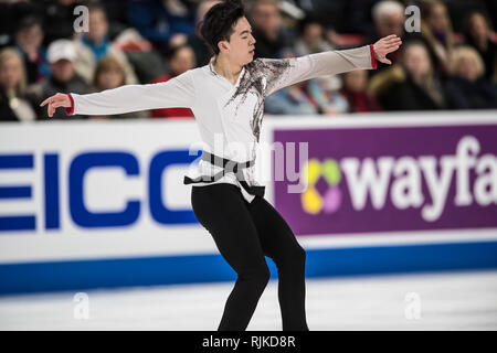 Detroit, Michigan, USA. 4 Feb, 2019. VINCENT ZHOU führt während der Mens Kür des 2019 uns Eiskunstlauf Meisterschaft an Little Caesars Arena, Detroit, Michigan. (Bild: © Scott Hasse/ZUMA Drücken) Stockfoto