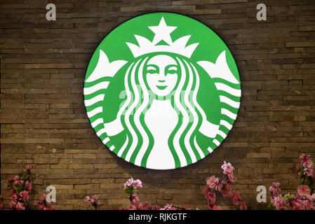 Februar 2, 2019 - Hong Kong - amerikanischen multinationalen Kette Starbucks Kaffee Logo in Hong Kong gesehen. (Bild: © Miguel Candela/SOPA Bilder über ZUMA Draht) Stockfoto