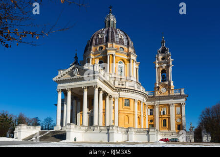 Berühmte Basilika Superga auf der Spitze der Hügel in der Nähe von Turin, Italien Stockfoto