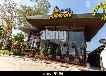 Cafe Amazon, Lampang, Thailand - Februar 5, 2019: Café PTT Öl entfernt. Stockfoto