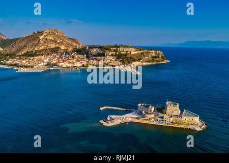 Luftbild des alten venezianischen Festung auf der Insel Bourtzi, Nafplion, Griechenland Stockfoto