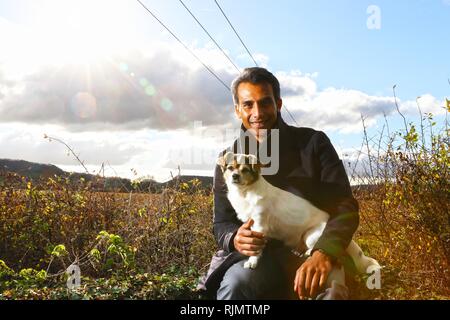 Seb Choudhury, BBC TV-Moderatorin und Journalistin, Inside Out West Programm. Stockfoto