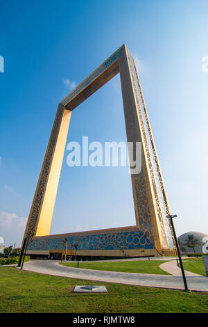 Dubai, Vereinigte Arabische Emirate - Oktober 2018: Dubai Frame Gebäude bei Sonnenaufgang Stockfoto