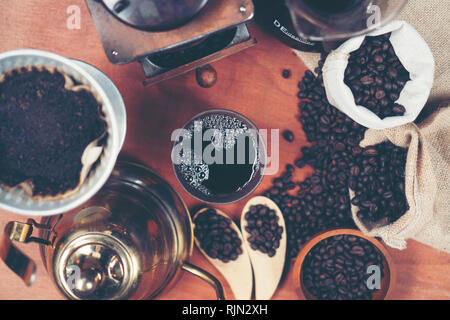Heißer Kaffee Tasse Kaffee-Filter, Filterkaffee Stockfoto