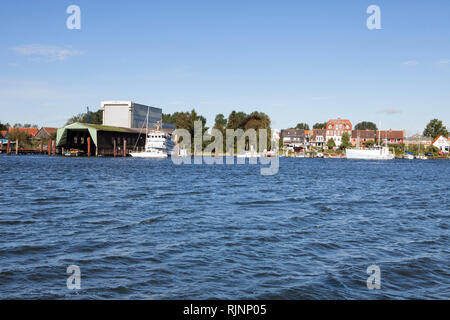 Blick über die Schlei von Sundsacker zu Arnis, Schleswig-Holstein, Deutschland, Europa Stockfoto