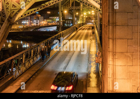 Blick auf Dom Luis Brücke in Porto Stockfoto