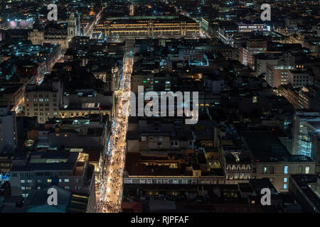 Mexiko Stadt Kathedrale und zocalo Luftbild Panorama vom Turm bei Nacht Stockfoto