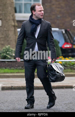 Craig Oliver in der Downing Street in London am 4. Feb 2014. Stockfoto