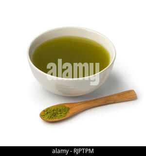 Tasse japanischen Catechin grünes Pulver Tee- und Löffel auf weißem Hintergrund Stockfoto