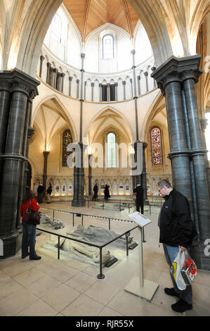 Romanischen Tempel Kirche Erbaut 1185 durch Ritter Templer von Dan Brown's 2003 meistverkauften Roman The Da Vinci Code und den Film mit Tom Hanks. Stockfoto