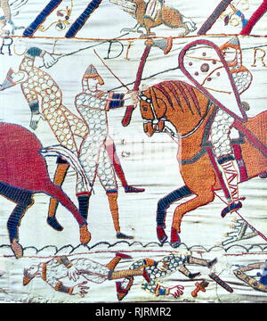 Episode aus dem Teppich von Bayeux, der bestickten Tuch fast 70 Meter (230 ft) lang, die die Ereignisse, die zu der Normannischen Eroberung Englands zeigt, die ihren Höhepunkt in der Schlacht von Hastings, in 1066. Es ist bis heute auf das 11. Jahrhundert dachte, nur wenige Jahre nach der Schlacht. Erzählt wird die Geschichte aus der Sicht der Normannen erobern. Stockfoto